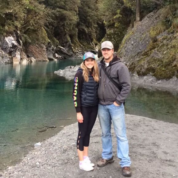 Meet your Posher, Olivia - Picture 1 of 1